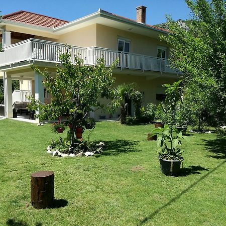 Riverside Guesthouse Pocitelj Exterior photo